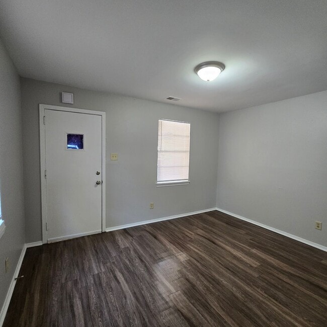 property at 2659 Whitman Ave