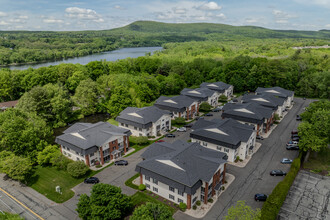 Falls Woods Condominiums in South Hadley, MA - Building Photo - Building Photo