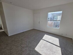 362 Petrol Rd in Bakersfield, CA - Building Photo - Building Photo