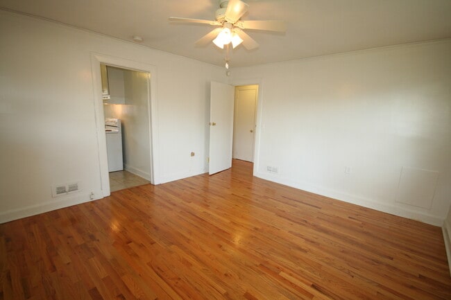 2000 Jersey Ave in Durham, NC - Building Photo - Building Photo