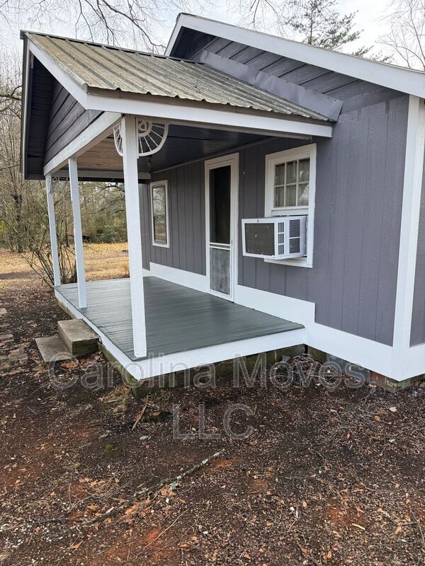 7895 New Cut Rd in Inman, SC - Building Photo - Building Photo