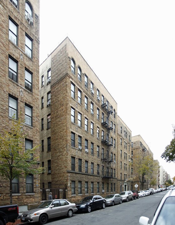 Harmor Apartments in Bronx, NY - Building Photo