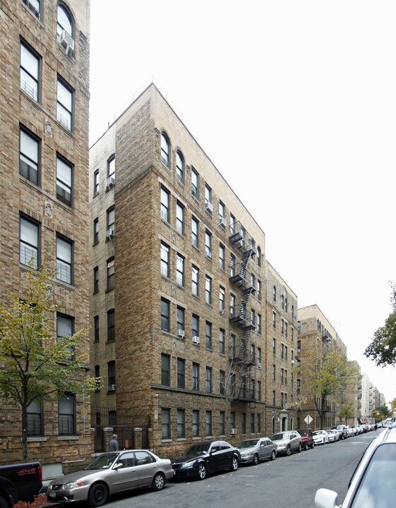 Harmor Apartments in Bronx, NY - Foto de edificio