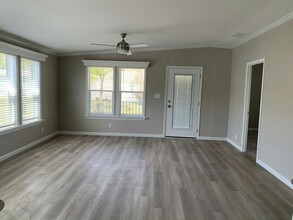 4899 Coquina Crossing Dr in Elkton, FL - Building Photo - Building Photo