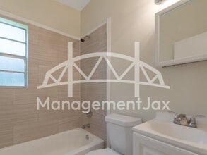 2604 Van Gundy Rd in Jacksonville, FL - Building Photo - Building Photo