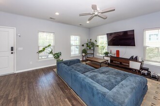 1683 Valley Oak Rd in Johns Island, SC - Building Photo - Building Photo