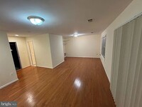 13573 Cedar Run Ln in Herndon, VA - Building Photo - Building Photo