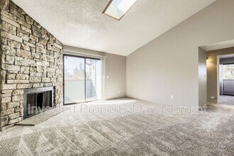 11971 E Harvard Ave in Aurora, CO - Building Photo - Building Photo