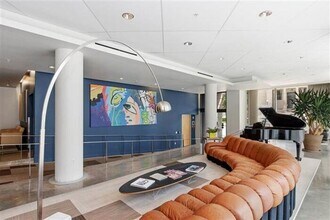 221 E College St in Iowa City, IA - Building Photo - Building Photo