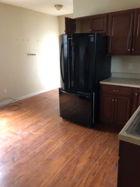 10 Academy St-Unit -Apartment A in Rochester, NH - Building Photo