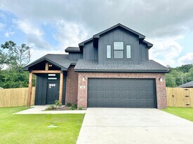 16026 Crossing Cir in Lindale, TX - Building Photo