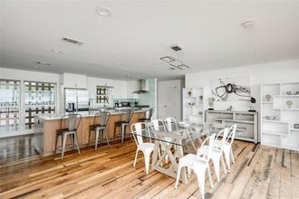 2801 Cedarview Dr in Austin, TX - Building Photo - Building Photo