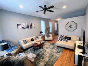 113 S Paulina St in Chicago, IL - Building Photo - Building Photo