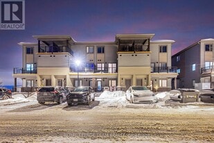 510 Lillian Freiman Private in Ottawa, ON - Building Photo