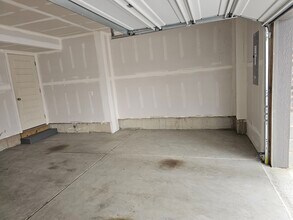 11576 Fulham St in Carmel, IN - Building Photo - Building Photo