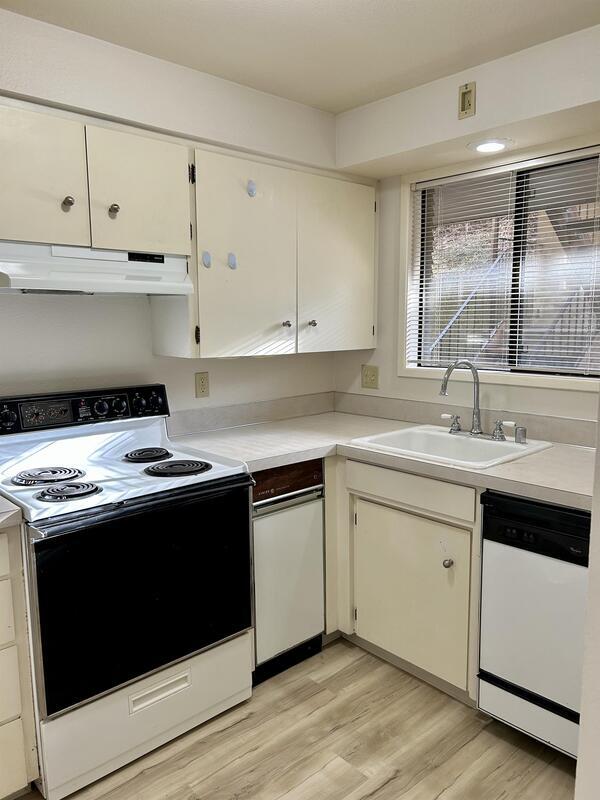 property at 103 La Villa Dr