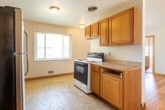 3285 Moorhead Ave in Boulder, CO - Building Photo - Building Photo