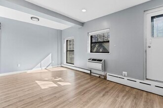 509 W 23 St in New York, NY - Building Photo - Building Photo
