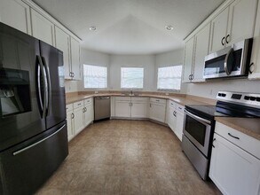 737 Buccaneer Blvd in Winter Haven, FL - Building Photo - Building Photo