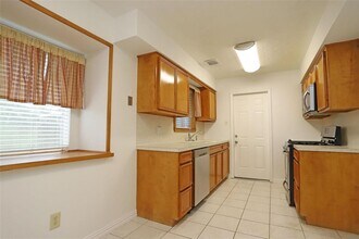 703 Overbluff St in Channelview, TX - Building Photo - Building Photo