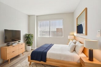 Lemoli Apartments in Hawthorne, CA - Foto de edificio - Building Photo