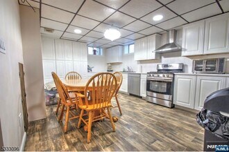 15 Wagner Ave in Wallington, NJ - Building Photo - Building Photo