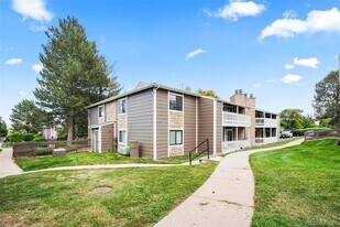 18133 E Kentucky Ave, Unit Spacious 3 bed, 2 bath in Aurora, CO - Building Photo
