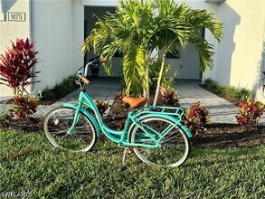 9179 Cayman Dr in Naples, FL - Building Photo - Building Photo