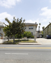 550 S Wilton Pl in Los Angeles, CA - Building Photo - Building Photo