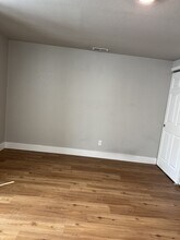 10302 141st St Ct E in Puyallup, WA - Foto de edificio - Building Photo