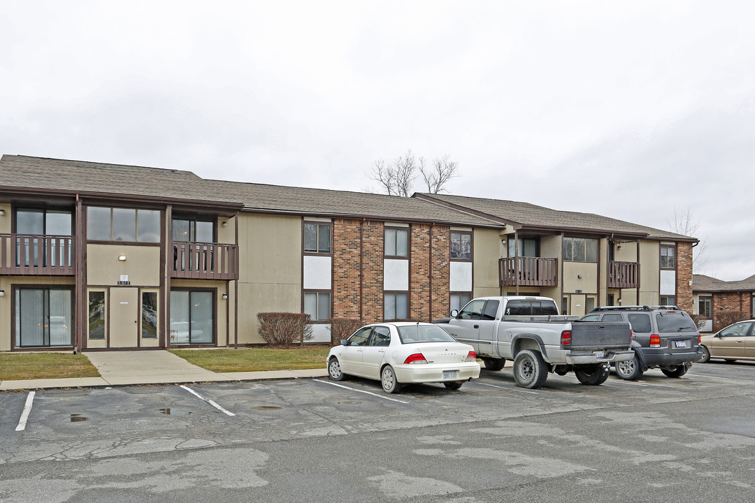 Richmond Manor Apartments in Richmond Township, MI - Building Photo