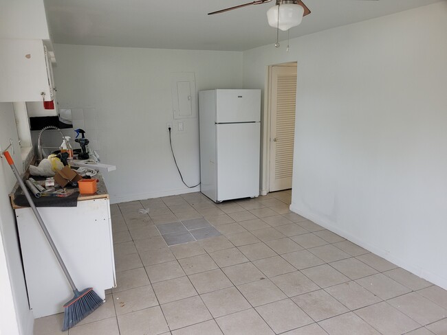 6325 Buchanan St, Unit 6325 in Hollywood, FL - Building Photo - Building Photo