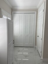 3677 37th Ave NE in Naples, FL - Foto de edificio - Building Photo