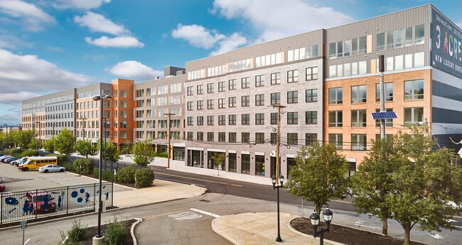 3 Acres in Jersey City, NJ - Foto de edificio - Building Photo