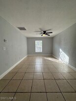 2964 Francis Ave in Naples, FL - Building Photo