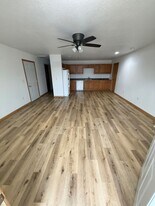 1308 Trojan Rd in Tama, IA - Building Photo