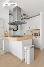 450 W 17th St in New York, NY - Building Photo - Building Photo