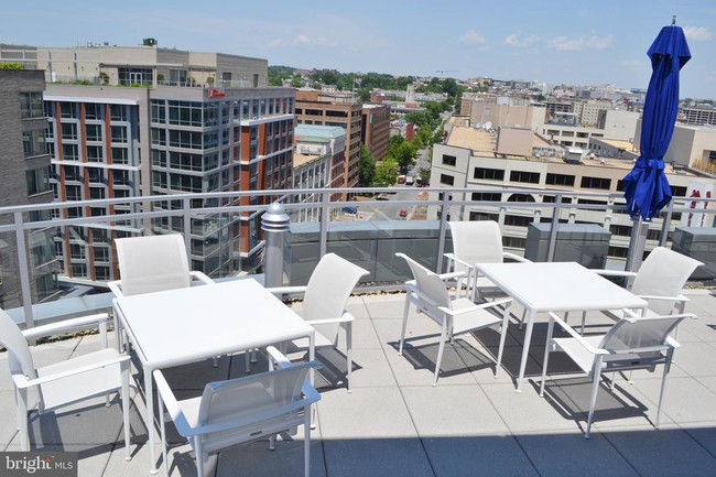 1177 22nd St NW-Unit -4G in Washington, DC - Building Photo - Building Photo