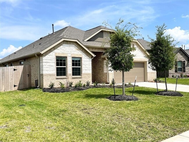2243 Rustboro Dr in Rosenberg, TX - Building Photo - Building Photo