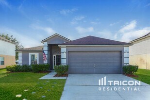 8768 Merseyside Ct in Jacksonville, FL - Building Photo