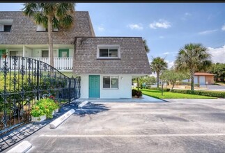 55 Vining Ct in Ormond Beach, FL - Building Photo - Building Photo