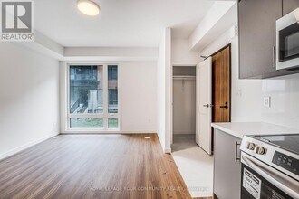 117 Marydale Ave in Markham, ON - Building Photo - Building Photo