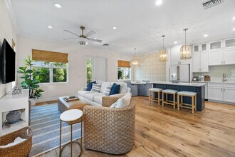 310 Inlet Waters Cir in Jupiter, FL - Building Photo - Building Photo