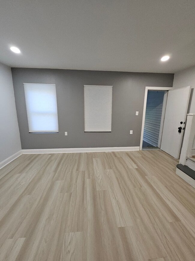 property at 1012 Thomas St