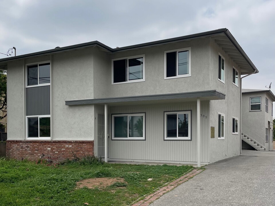 509 S Almansor St in Alhambra, CA - Building Photo