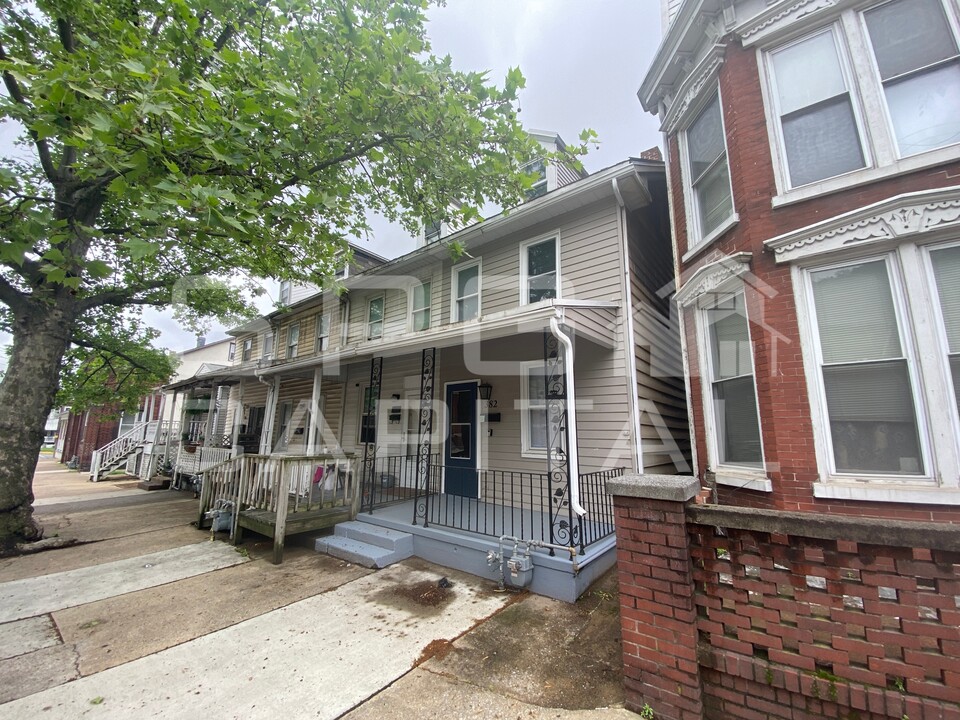 382 S 2nd St in Steelton, PA - Building Photo