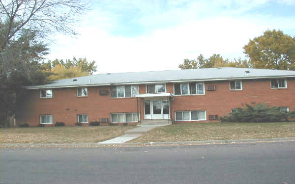 211 79th Way NE in Fridley, MN - Building Photo - Building Photo