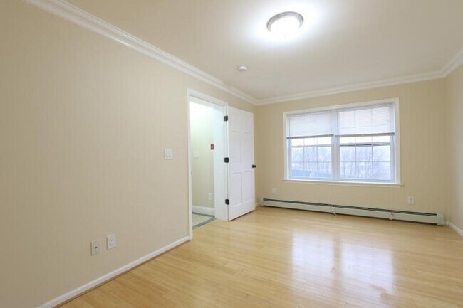 6 Guild St, Unit 6 in Boston, MA - Building Photo - Building Photo