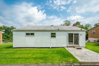 508 Doe Terrace in Pittsburgh, PA - Building Photo - Building Photo