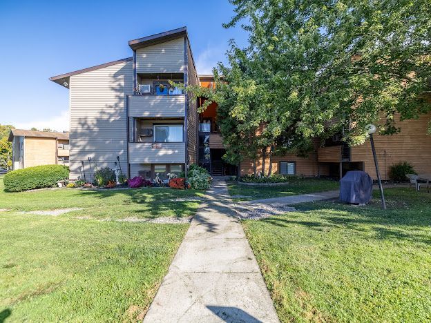 property at 489 Idlewood Blvd